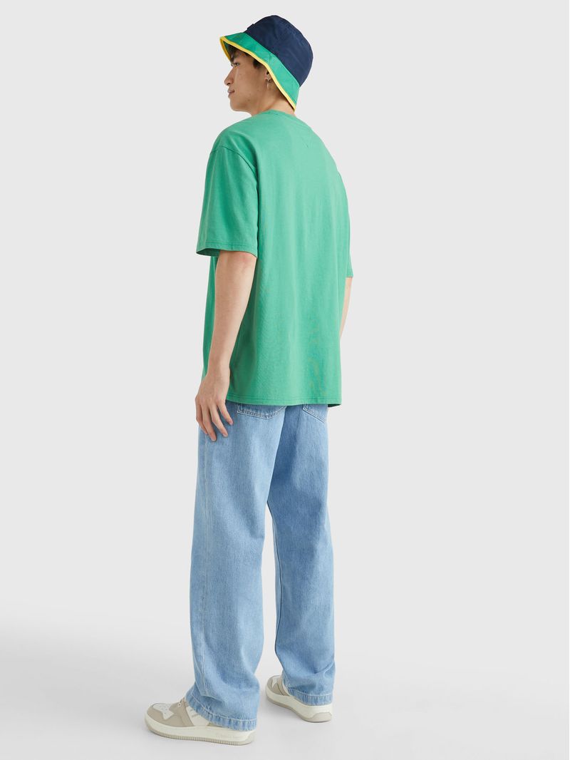 Remera-Archive-de-corte-amplio-con-parche