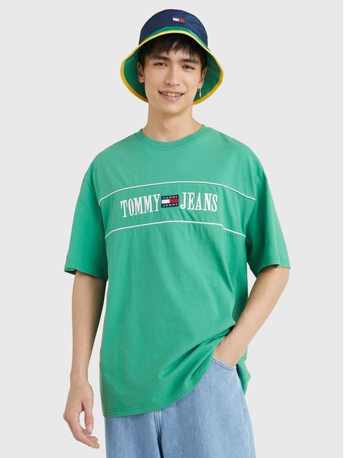Remera Archive de corte amplio con parche