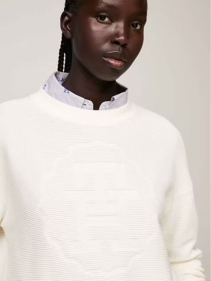 Sweater-de-corte-amplio-con-logo-tonal