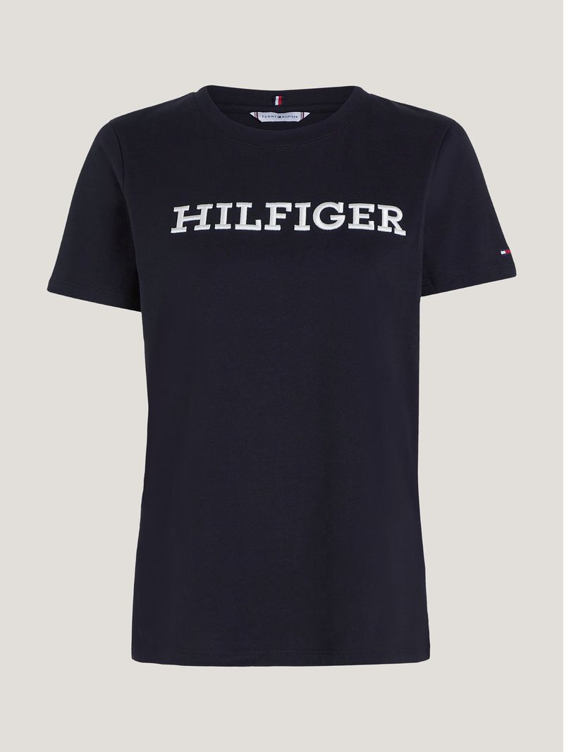 Remera-con-monotipo-Hilfiger-bordado