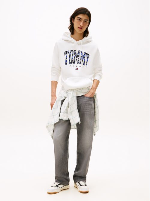 Buzo regular con estampado de camuflaje en logo