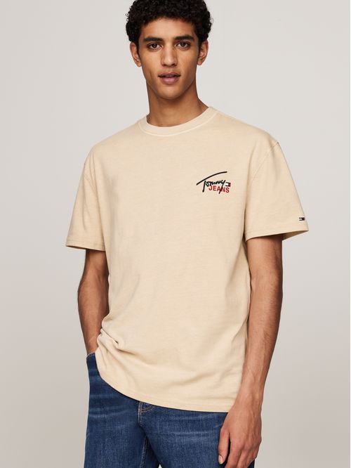Remera con firma