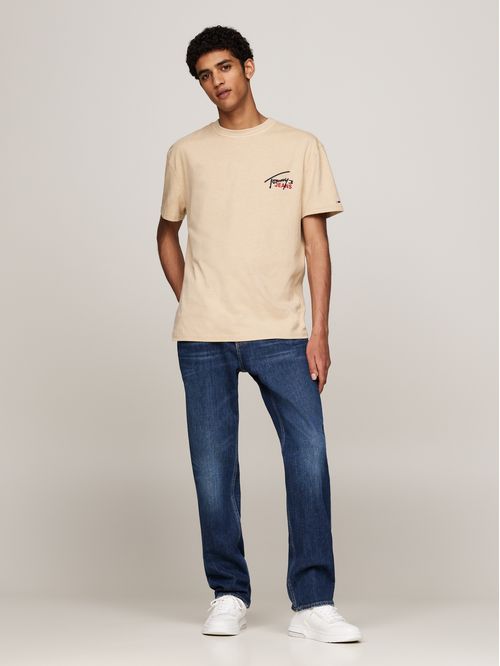 Remera con firma