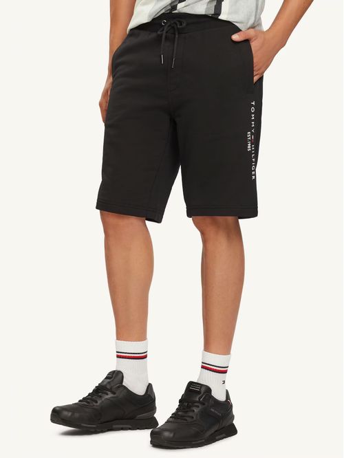 Pantalón corto con logo y cordón