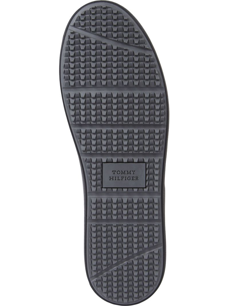 Zapatillas-de-piel-con-suela-dentada-fina