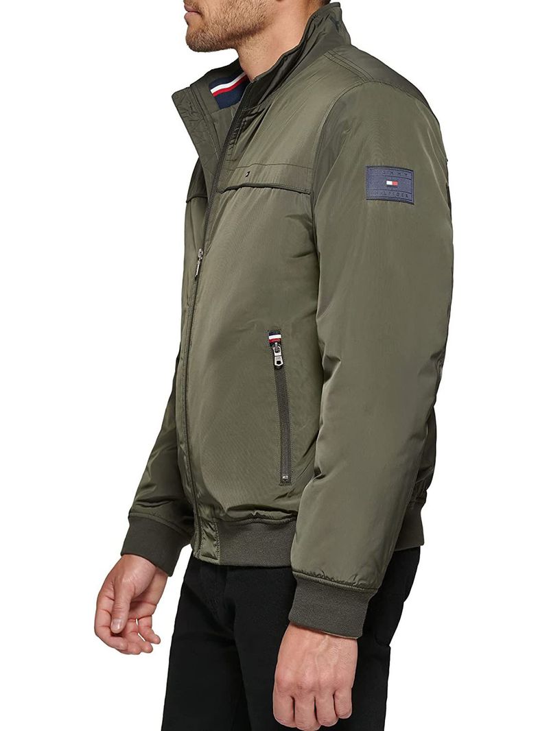 Campera-bomber-golf-con-logo