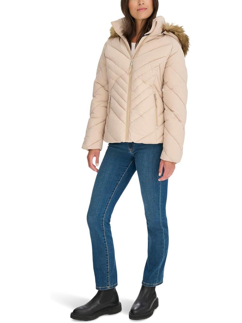 Campera-acolchada-con-capucha