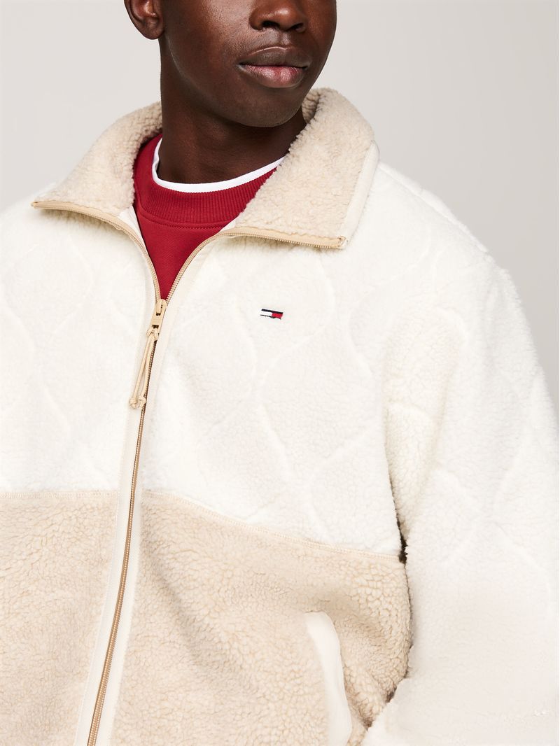 Campera-polar-amplia-de-peluche