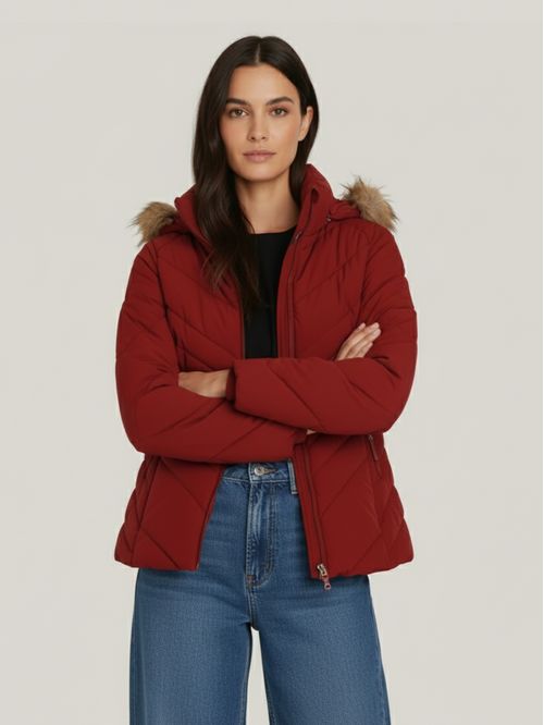 Campera acolchada con capucha