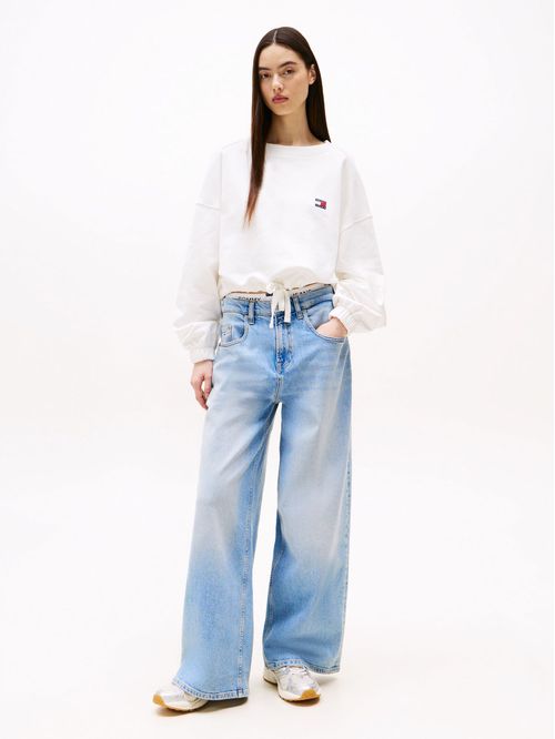 Buzo con logo bordado corte cropped