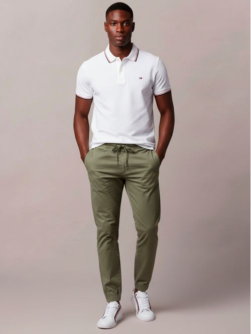 Jogger con logo slim fit