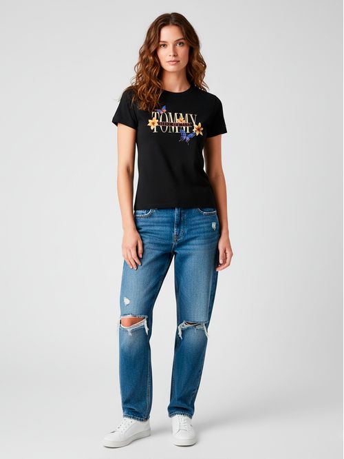 Remera con logo estampado slim fit