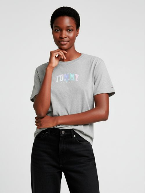 Remera con logo en relieve relaxed fit