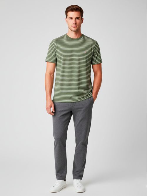 Remera rayas slim fit