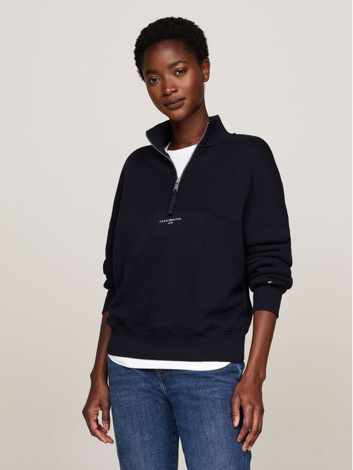 Buzo con logo engomado medio cierre