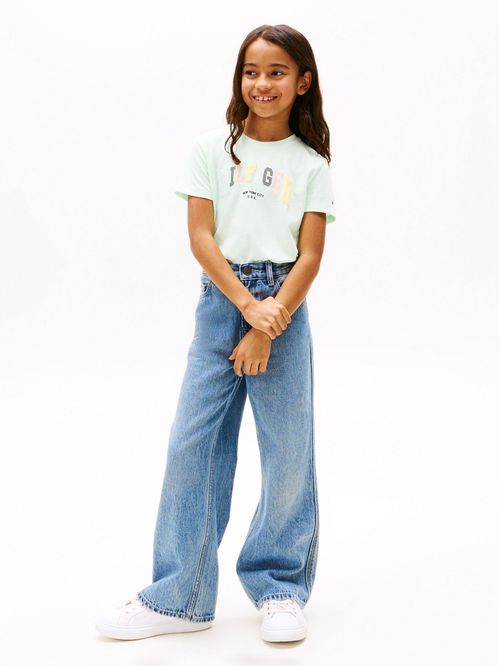 Remera estampada con relieve regular fit