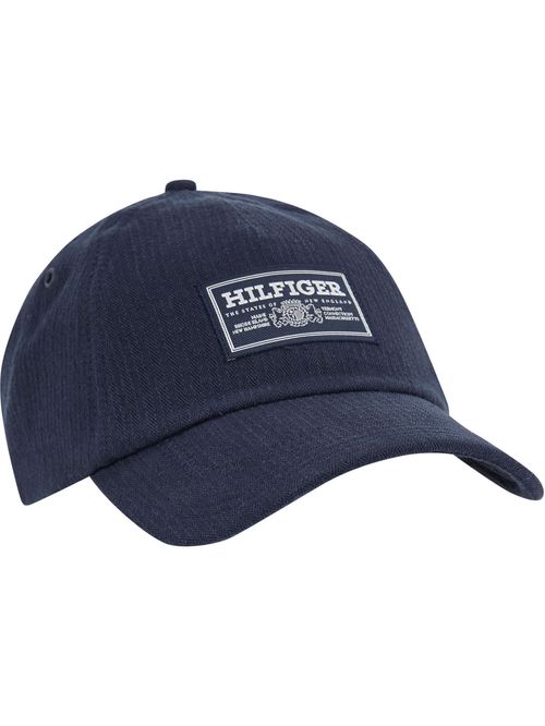 Gorra con logo de parche