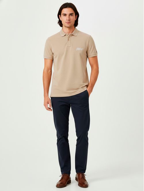 Chomba con logo bordado regular fit