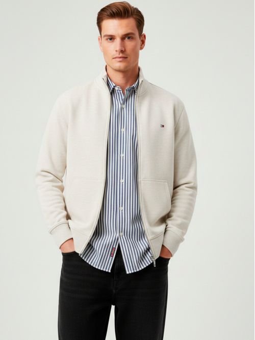 Buzo liviano con cierre regular fit