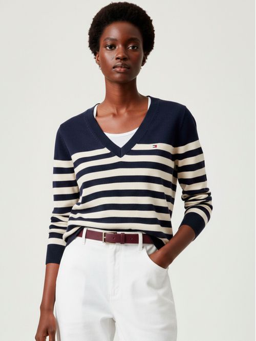 Sweater de punto con cuello en V