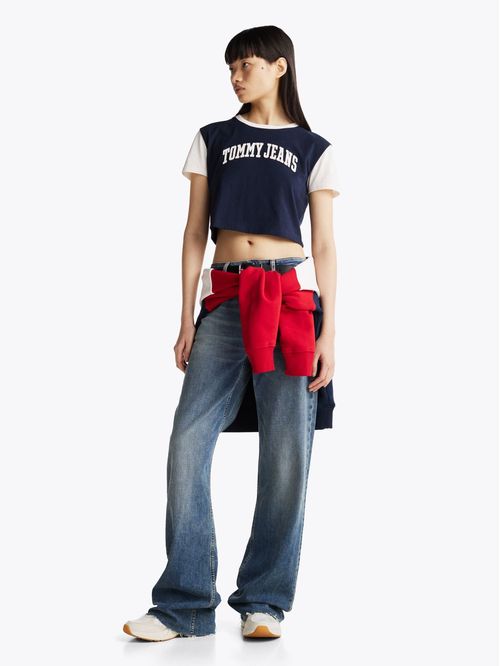 Remera cropped con logo tejido regular fit