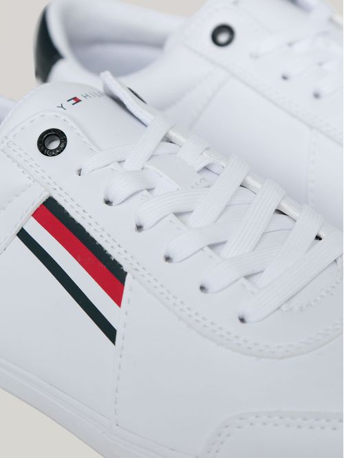 Zapatillas de cuero distintivas