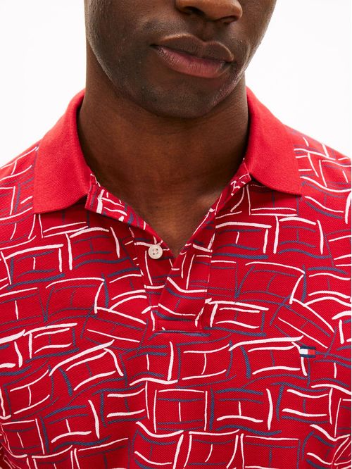 Chomba piqué con diseño de lineas regular fit